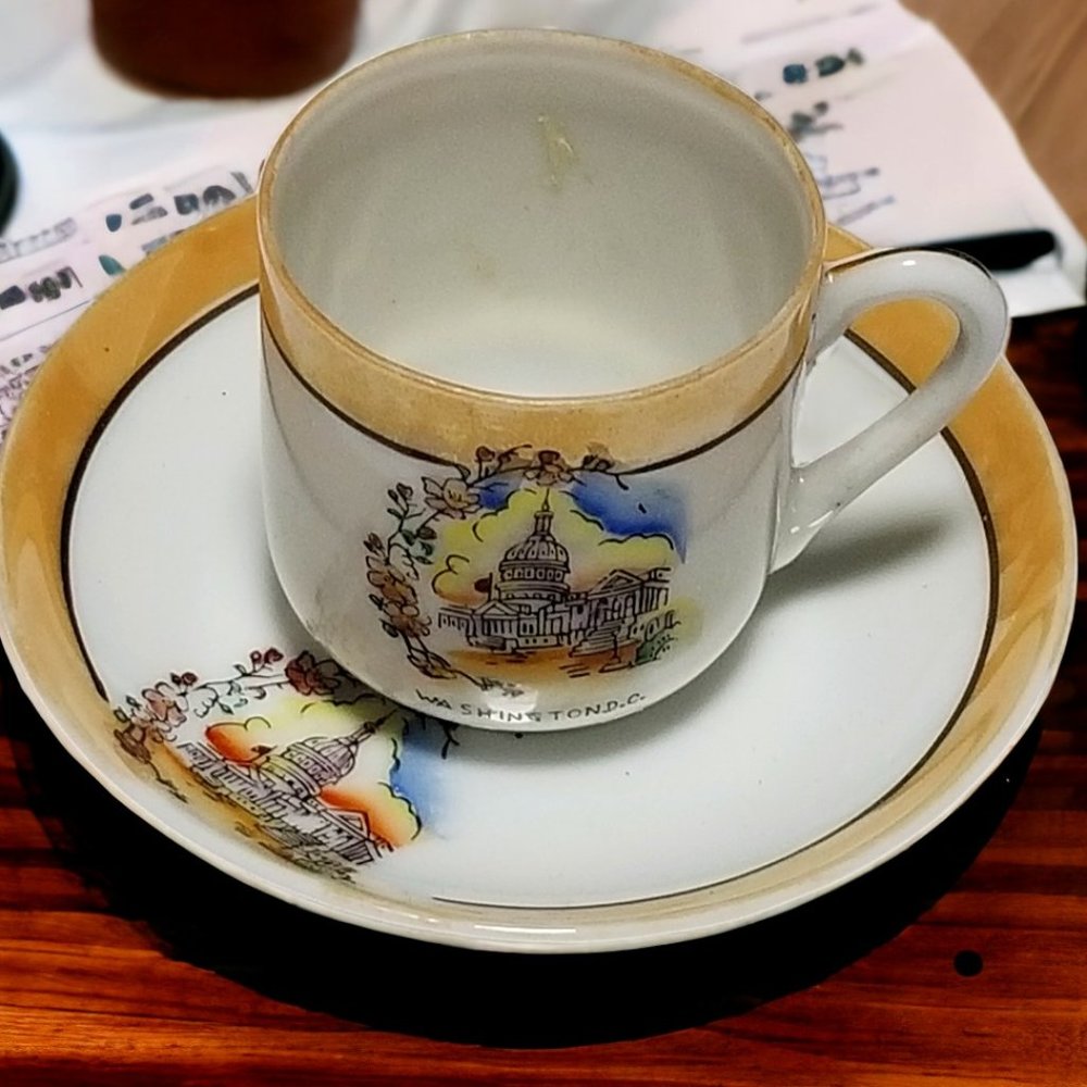 Lusterware Demitasse Teacup & Saucer Set Washington DC Souvenir Occupied Japan